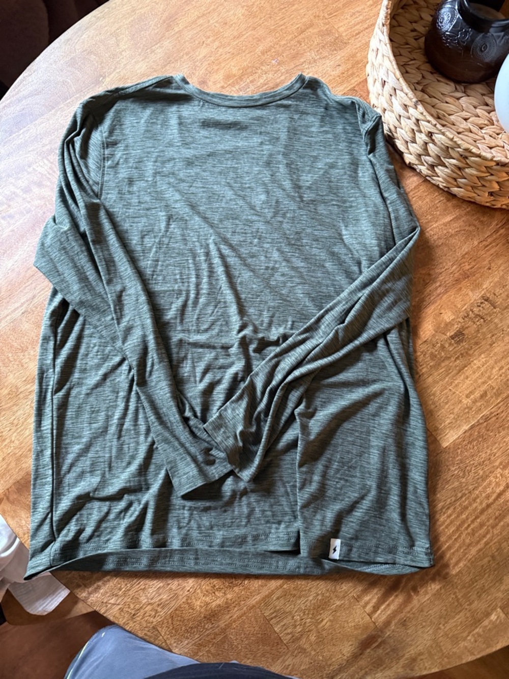 Men's Long Sleeve Crewneck Shirt in Olive Green
